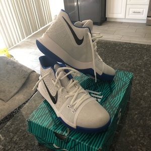 Kyrie3